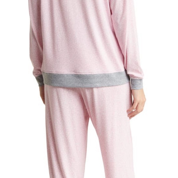 NWT Splendid Raglan Long Sleeve Top & Jogger Pajamas - “Vintage Pink Print” - Picture 4 of 5